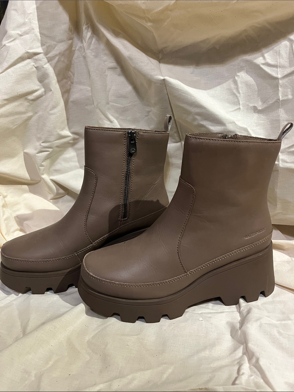 Cougar Villa Chunky Platform Ankle Boots in Brown